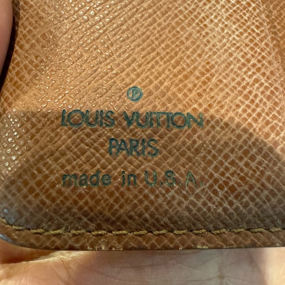Authentic Louis Vuitton compact wallet - Picture 11 of 14